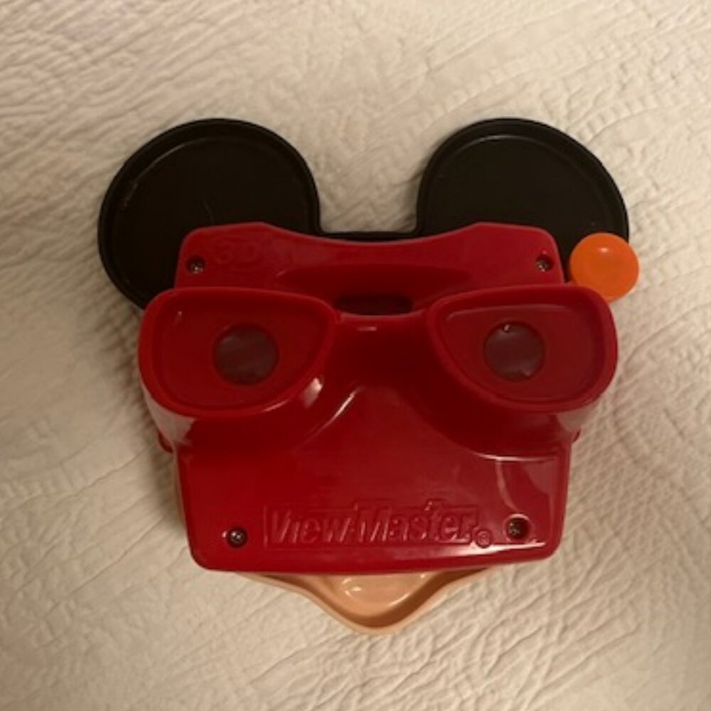 Mickey Mouse Viewmaster - Picture 2 of 4
